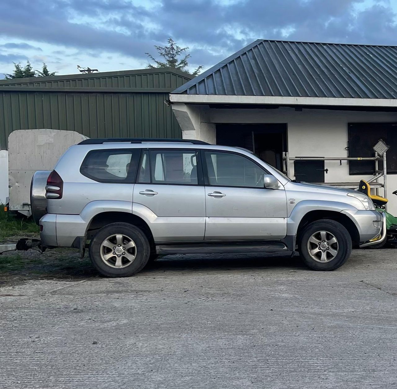 Jeep, trailer, UTV, tools and doses stolen from Longford farm