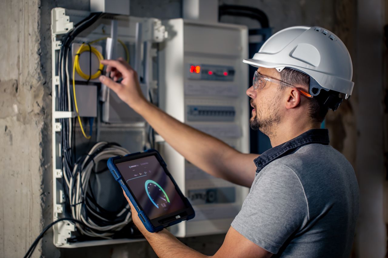ESB: Rollout of three-phase smart meters to begin in mid-2025