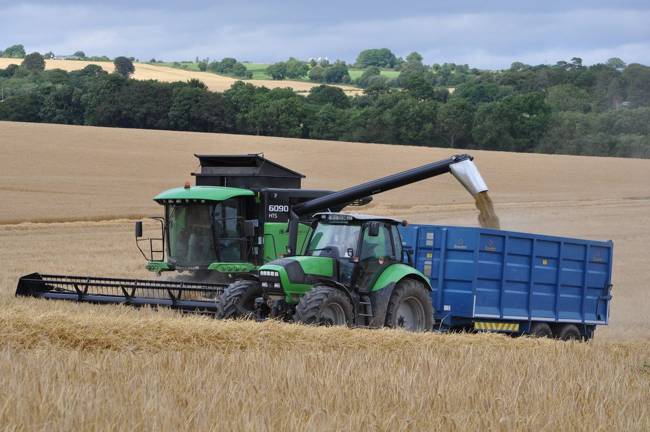Mixture of dry spells and showers in store this week
