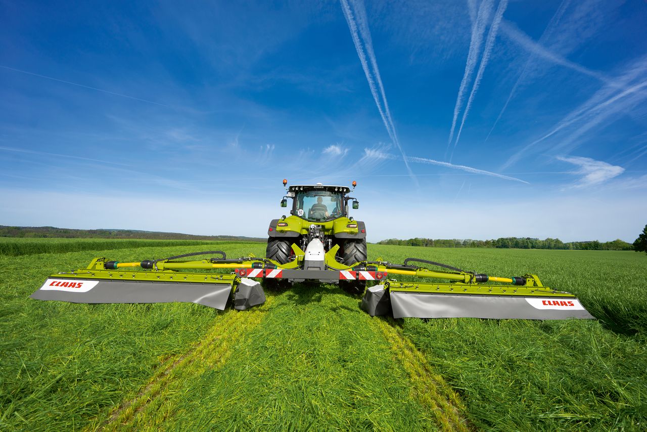 Claas unveils the 'widest disc mower combination' available on the market