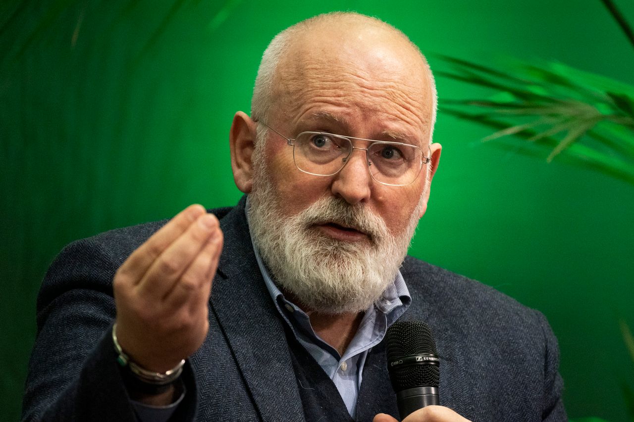 Green Deal chief to quit commission to enter Dutch PM race