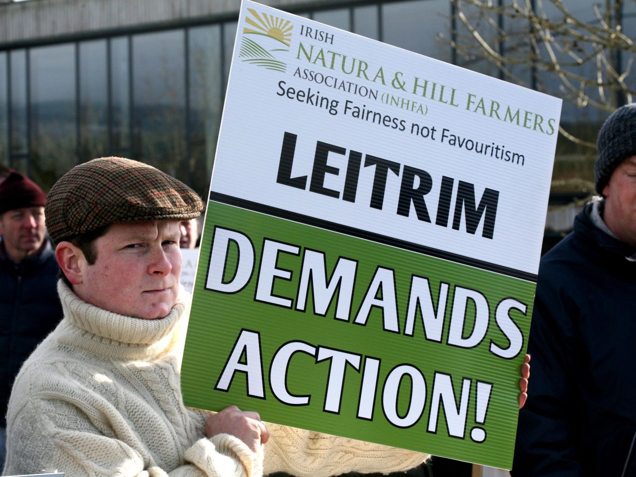 INHFA takes to the street over fodder transport 'shambles' and GLAS