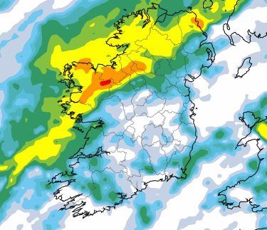 Storm Desmond: More rain forecast for tonight as West is hit by 85mm in 24hrs