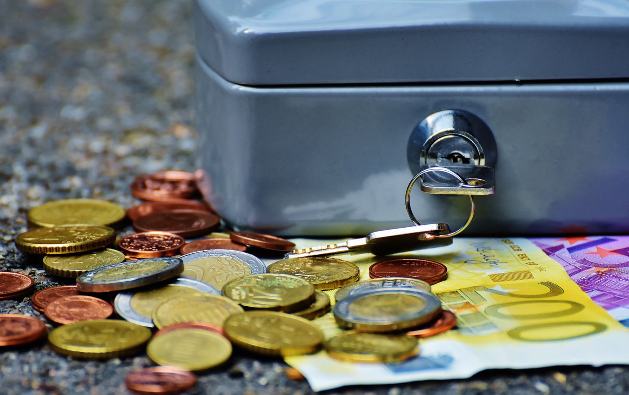Buyers warned of 'fraudulent' machinery sales website