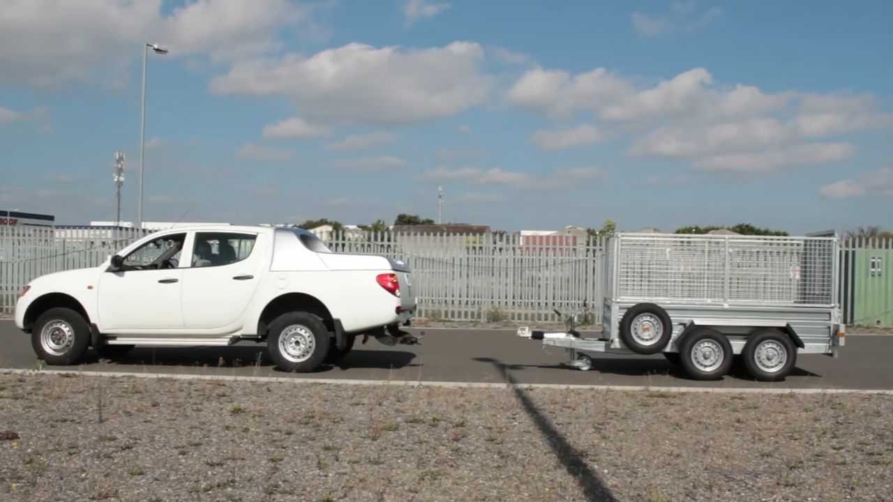 BE trailer licence: What do I need to know to pass the test?
