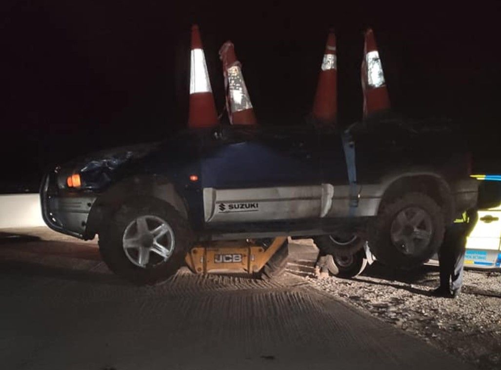 Gardaí find JCB moving a crashed 4X4...at 2:00am