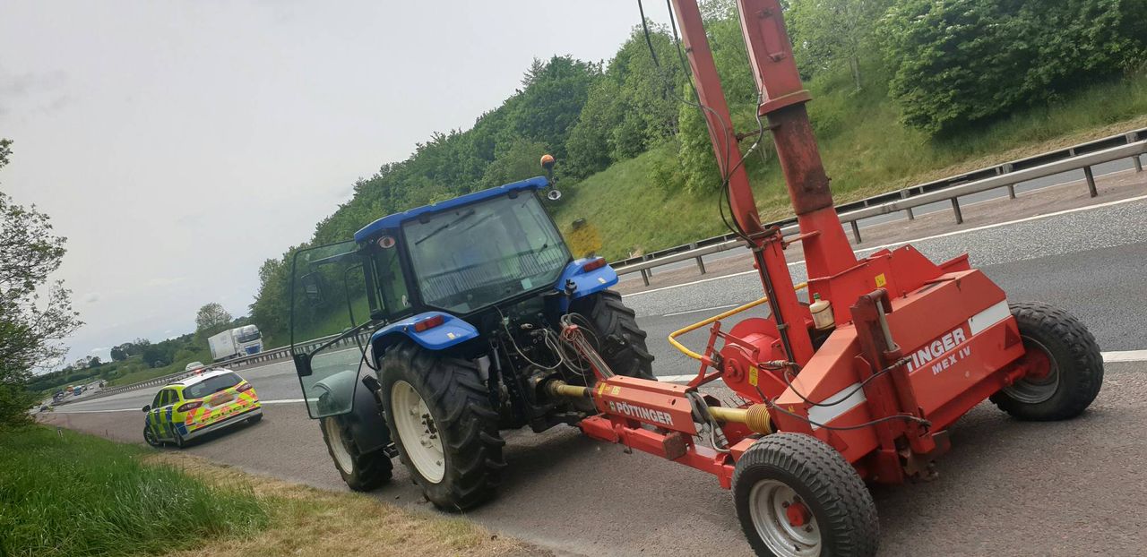 Police pull tractor driver for motorway mishap on M1