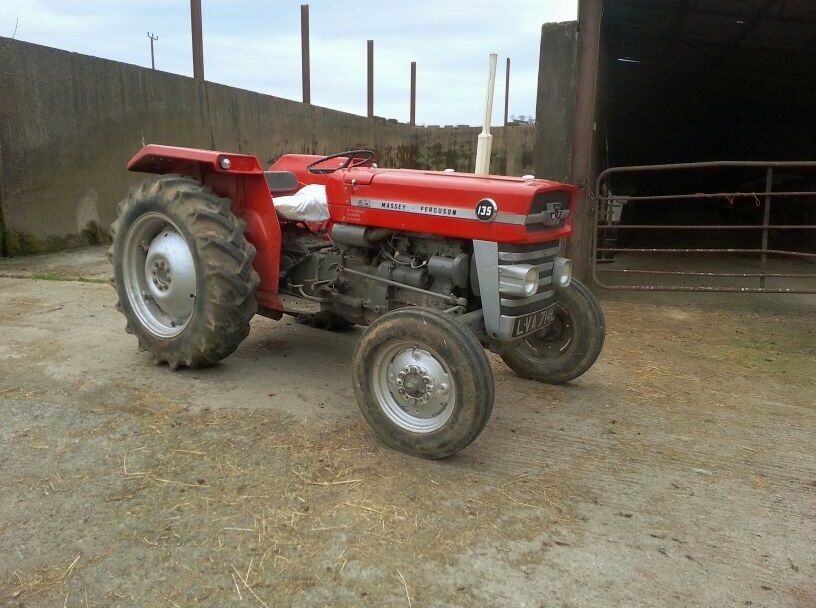 Vintage tractor of 'huge sentimental value' stolen in the North