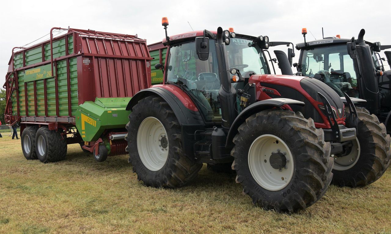 30% of new Irish tractors now have over 150hp