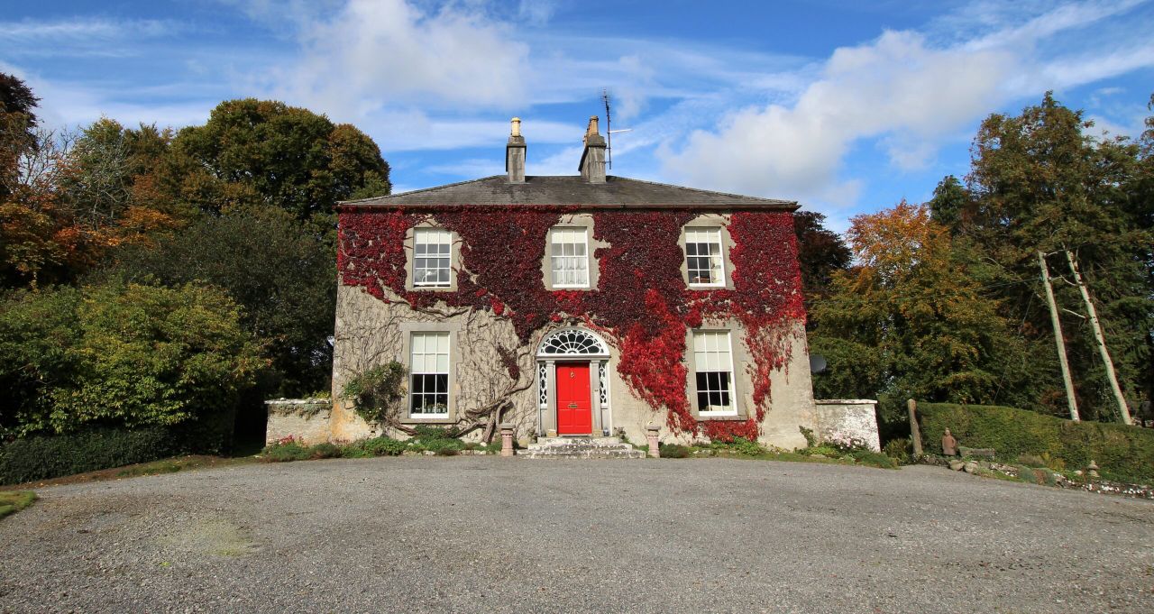 Video: 35ac of mature parkland 'offers privacy and seclusion'