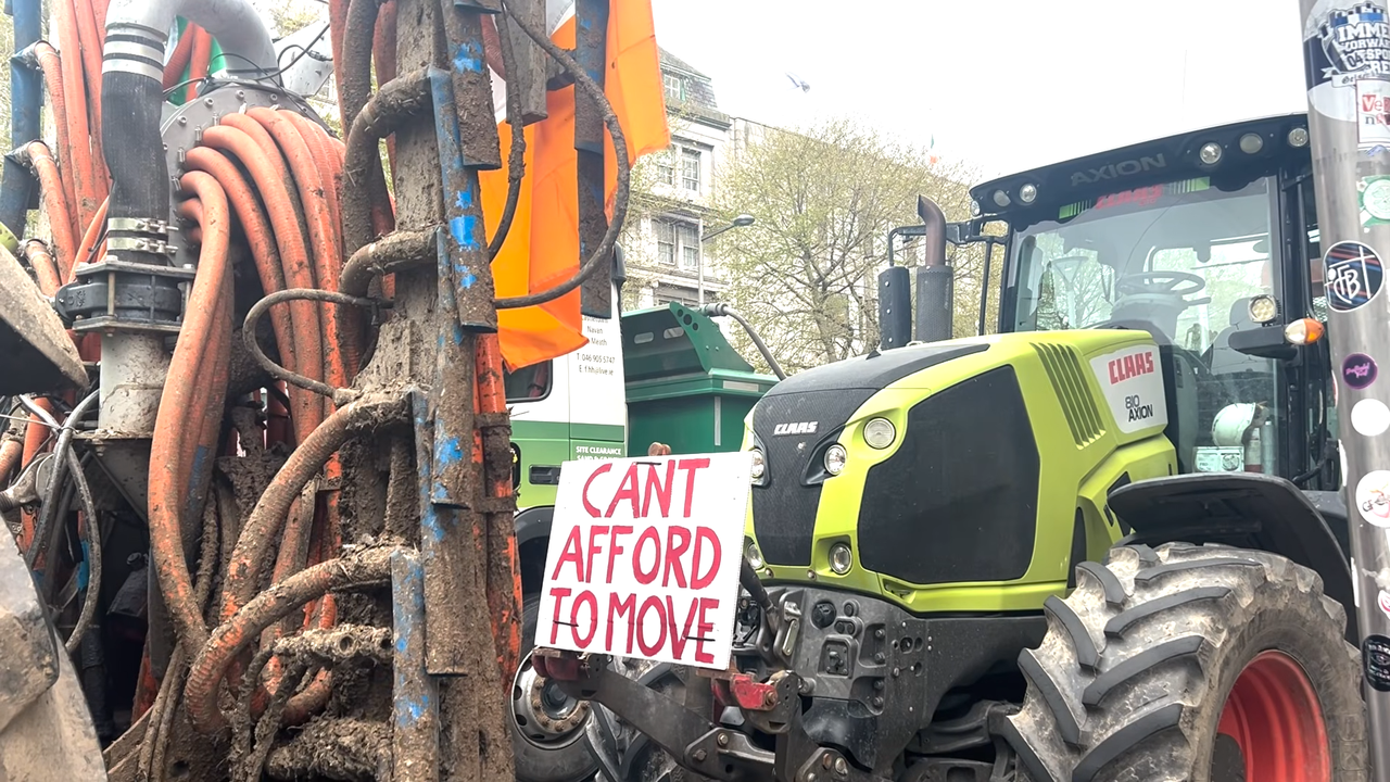 Fuel cost protesters in Dublin