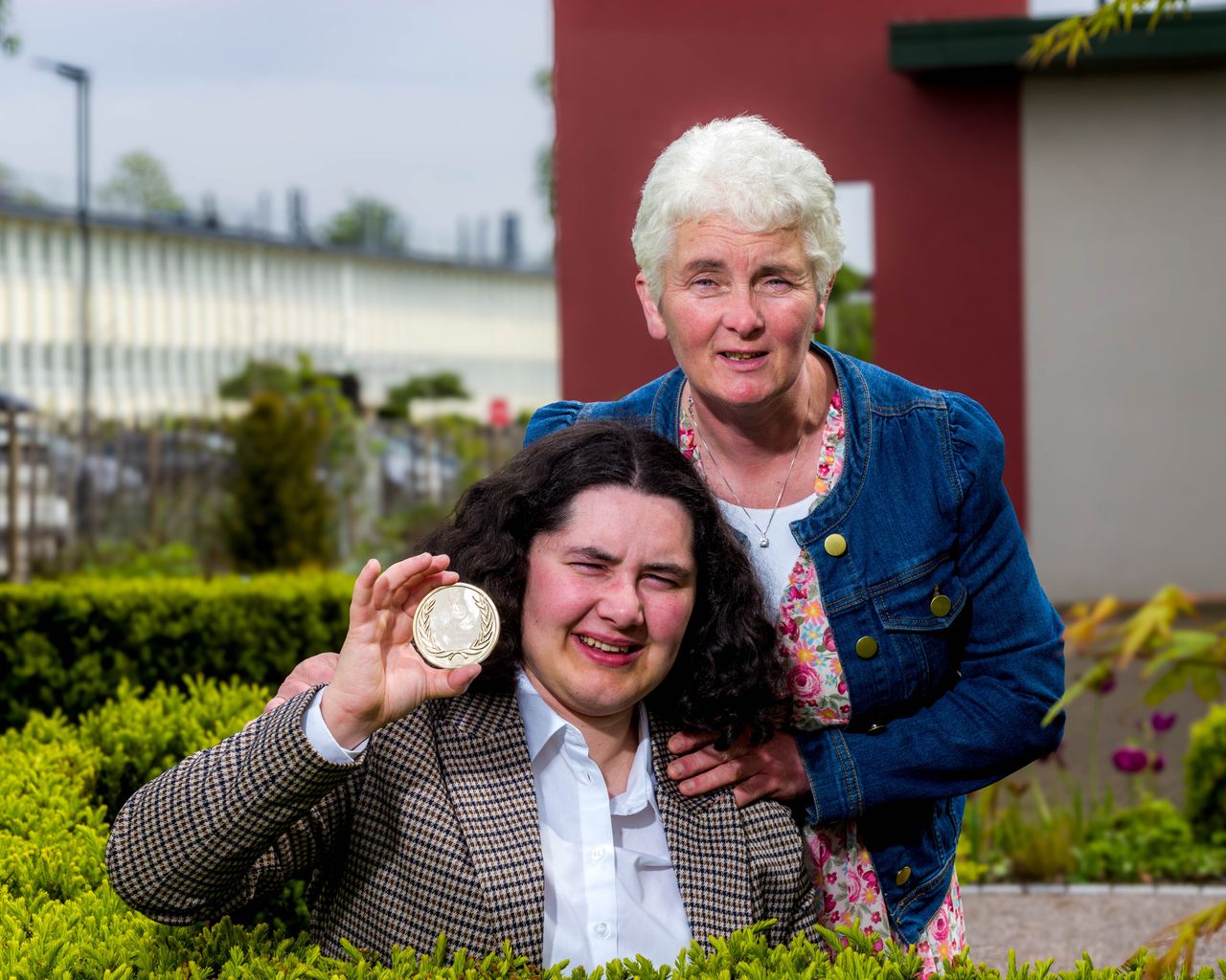 Cork woman wins Walsh Scholars gold medal