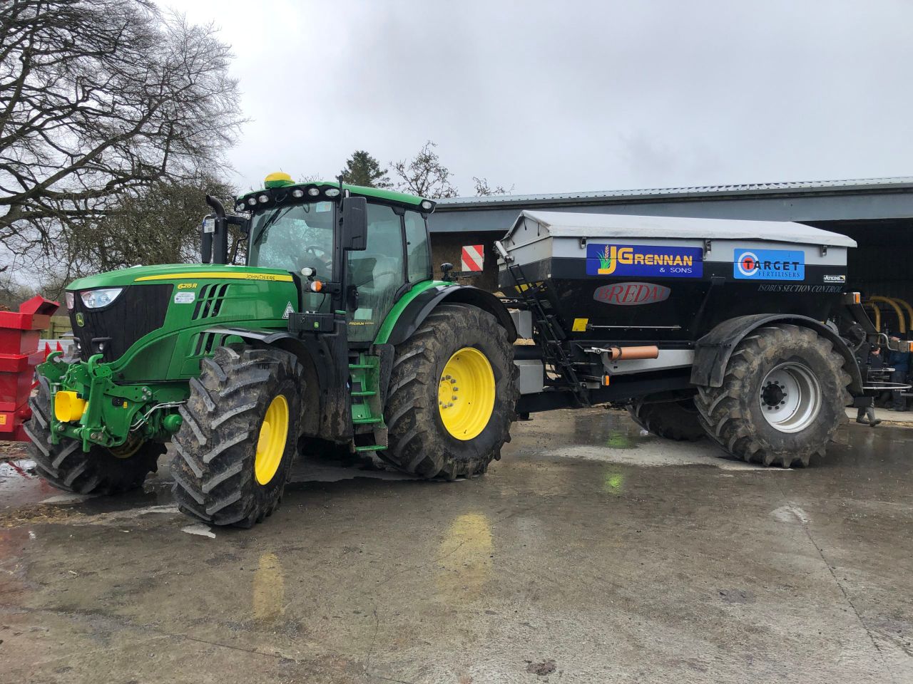 Spreading fertiliser: Is calling the contractor a better option?