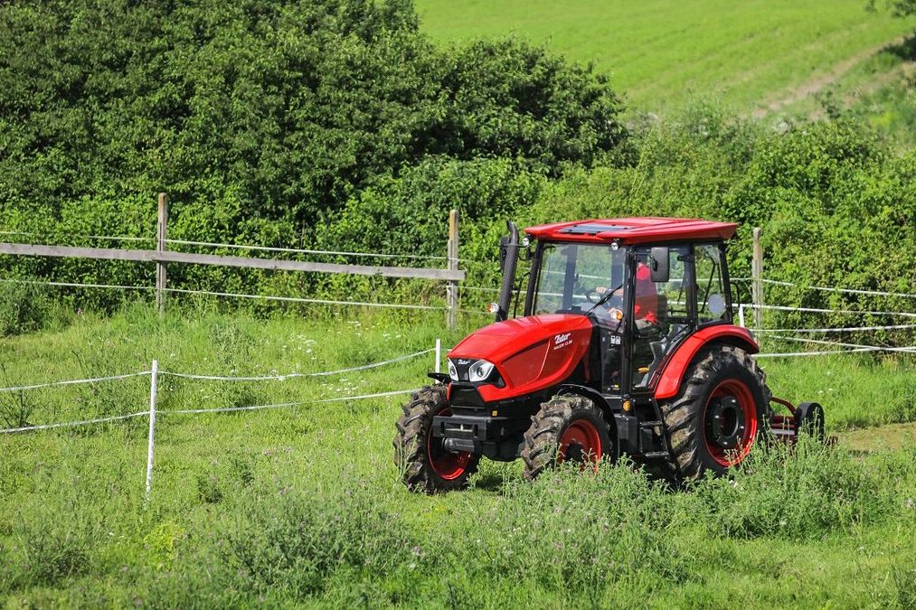 Zetor Major updated with cab choice and Stage V engine