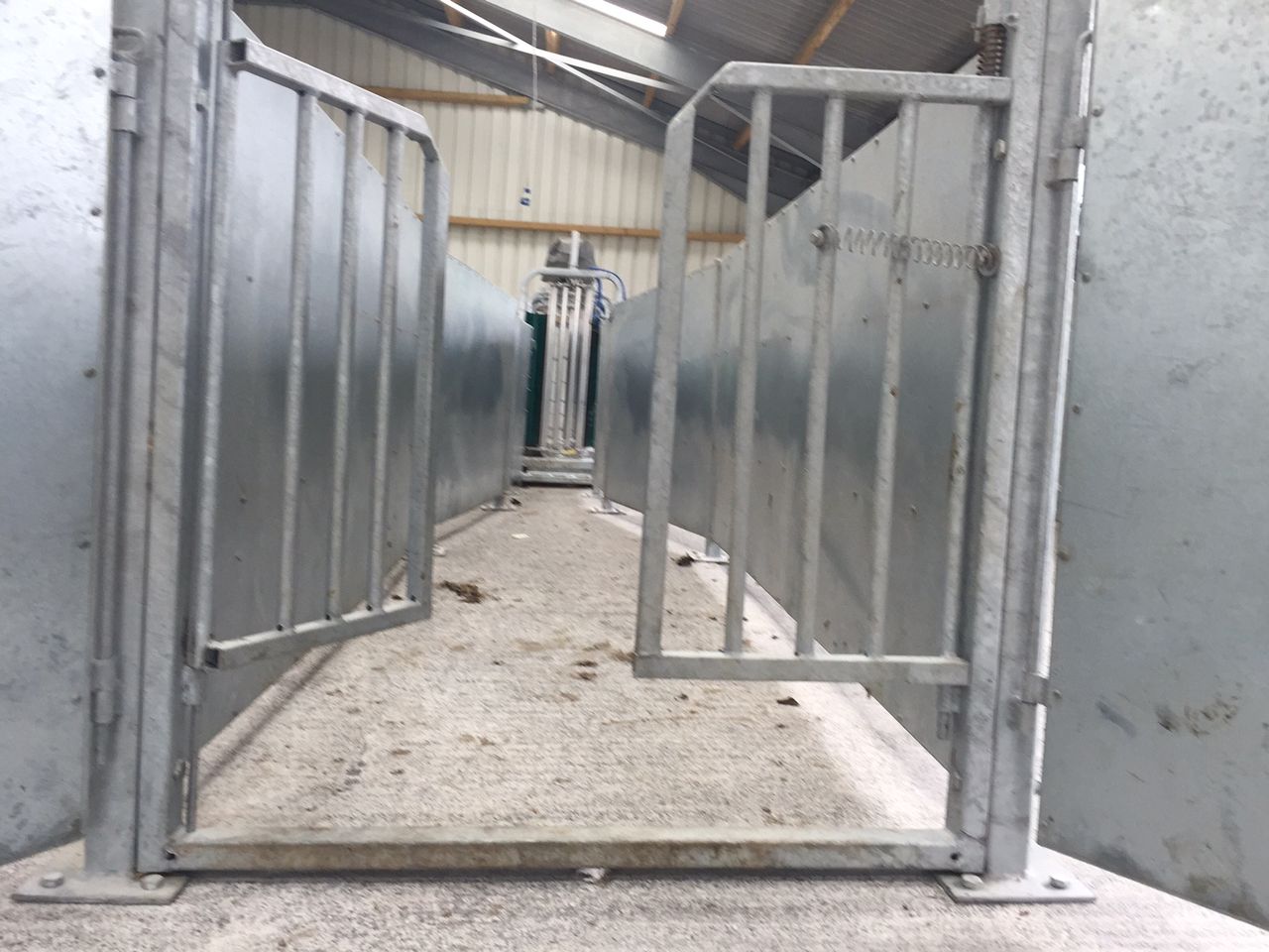 3 sheep handling units that qualify for 40% grant aid