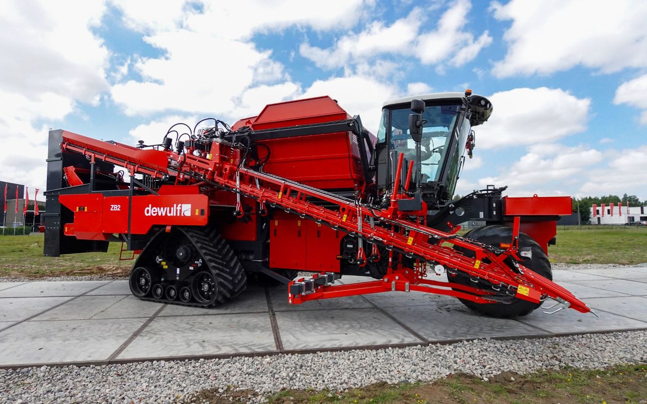 Dewulf's ZB2 updates give greater bunker capacity