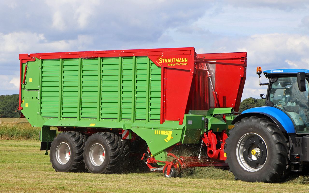 Strautmann launches 3 new mini Magnon forage wagons