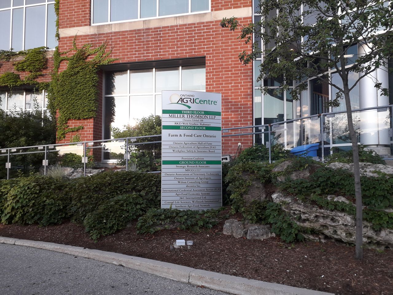 Taking a look at imports - AgriLand visits Canada