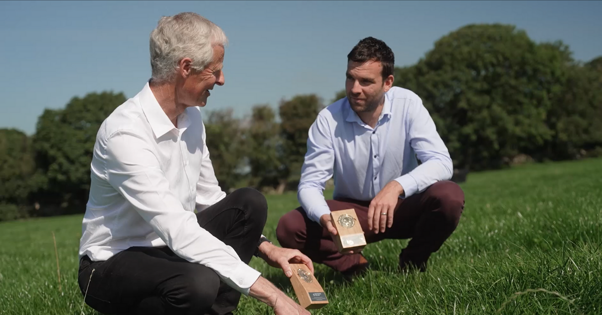 (L-R) Paddy Casey, account manager at Target Fertilisers and Oliver Kiernan, CEO Brandon Bioscience