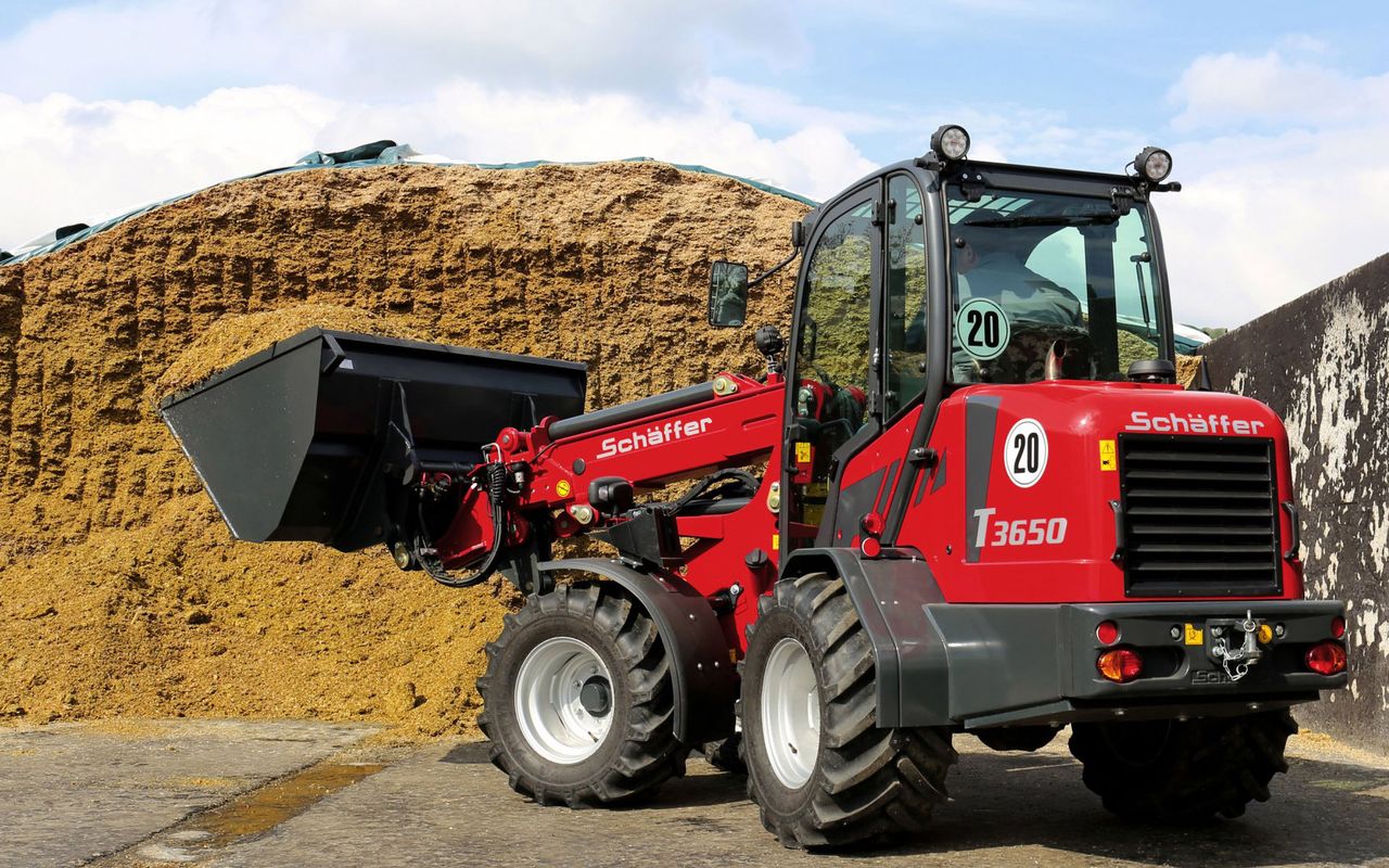 Schaffer appoints new importer and Bobcat gains fame