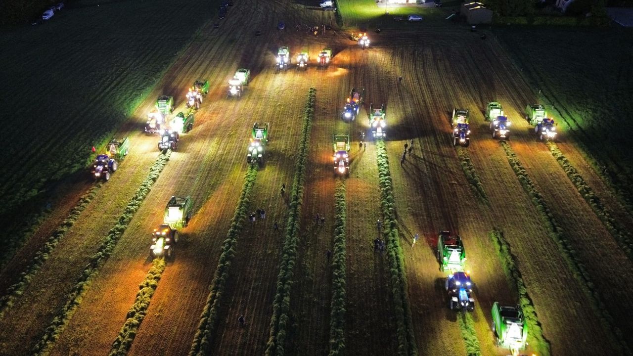 Watch: Tipperary farmers bale silage from dusk to dawn for charity