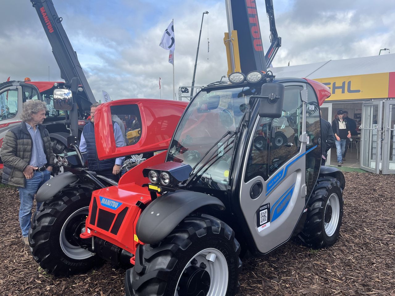 Electric telehandler triumphs as Machine of the Year