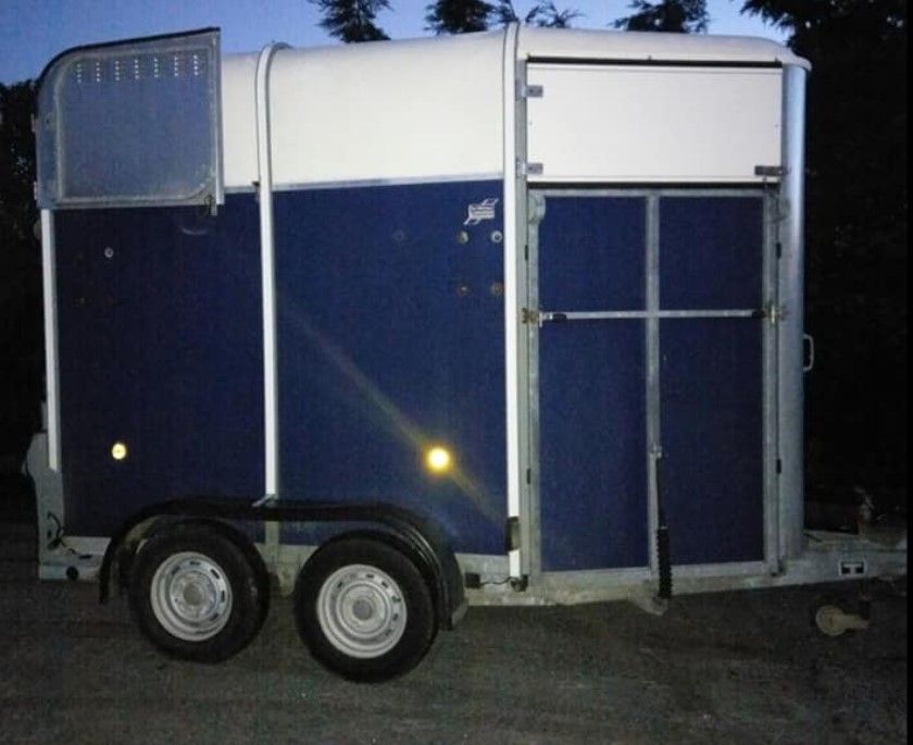 Horsebox stolen in the midlands prompts Garda appeal