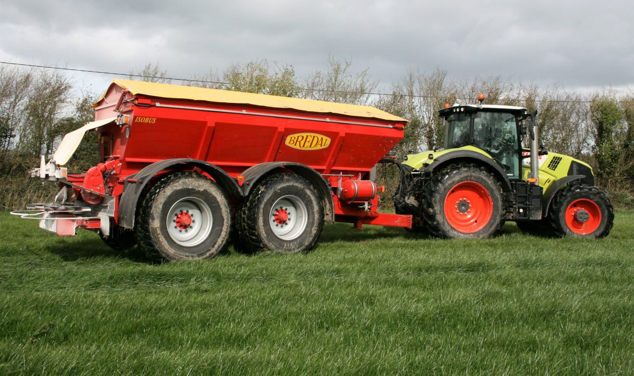 Video: Getting to grips with Ireland's 'biggest fertiliser spreader'