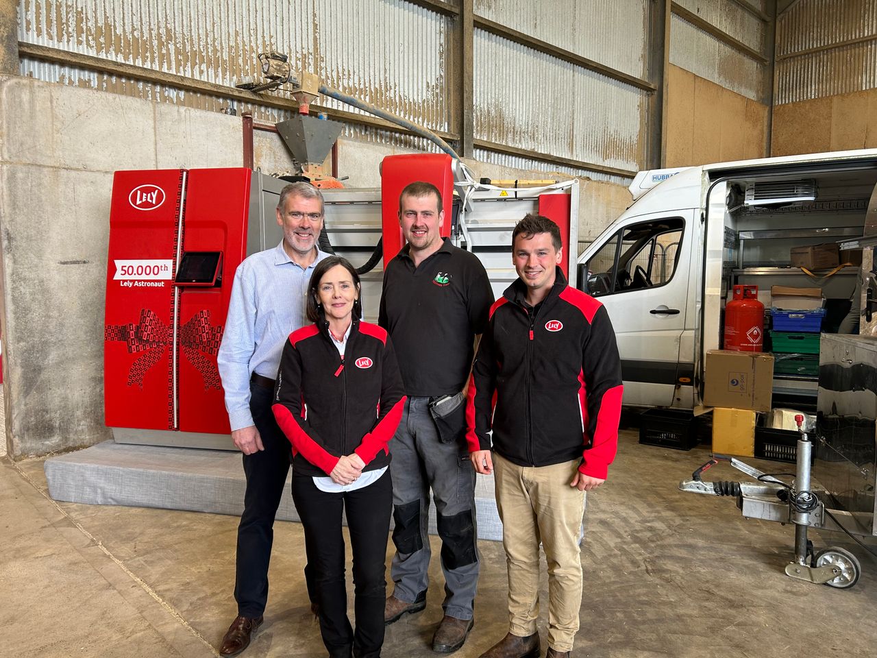 Photos: Lely celebrates installation of 50,000th Astronaut worldwide