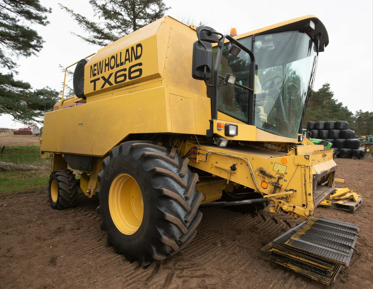 Auction report: Did combines make the 'cut' at this on-site sale?