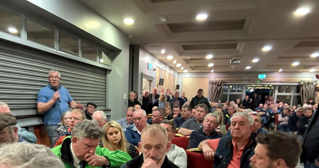 Contractors and farmers attend meeting on fuel prices in Portlaoise
