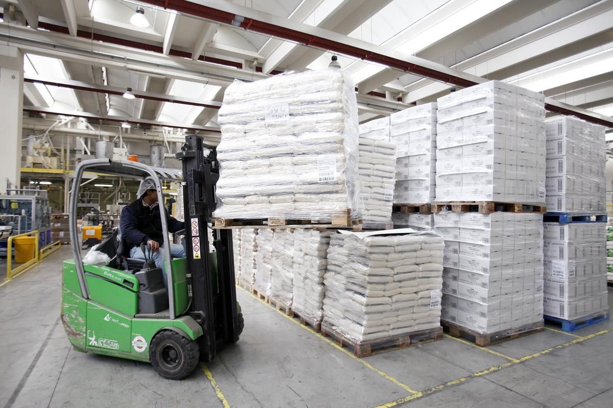 Dairy prices fall marginally at latest GDT auction
