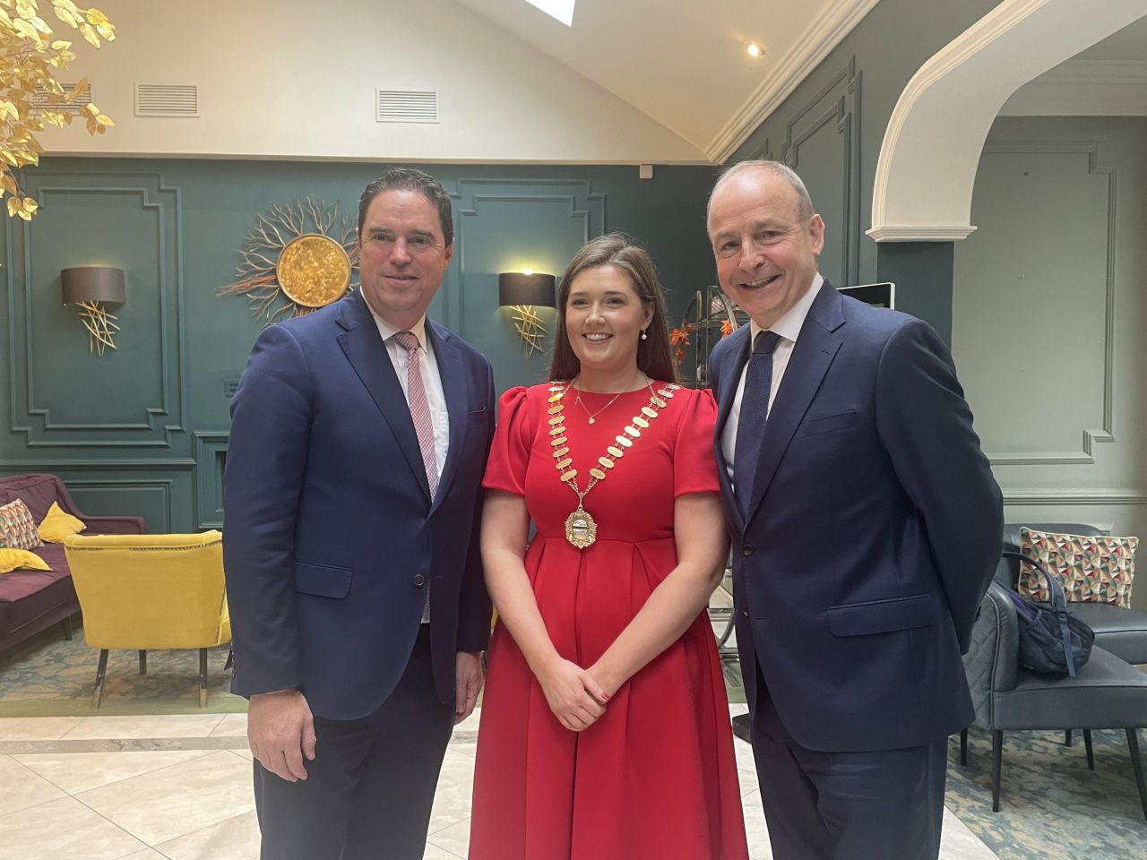 L-R Minister for Agriculture, Food and Marine Martin Heydon, Macra president Josephine O'Neill and Taoiseach Micheál Martin