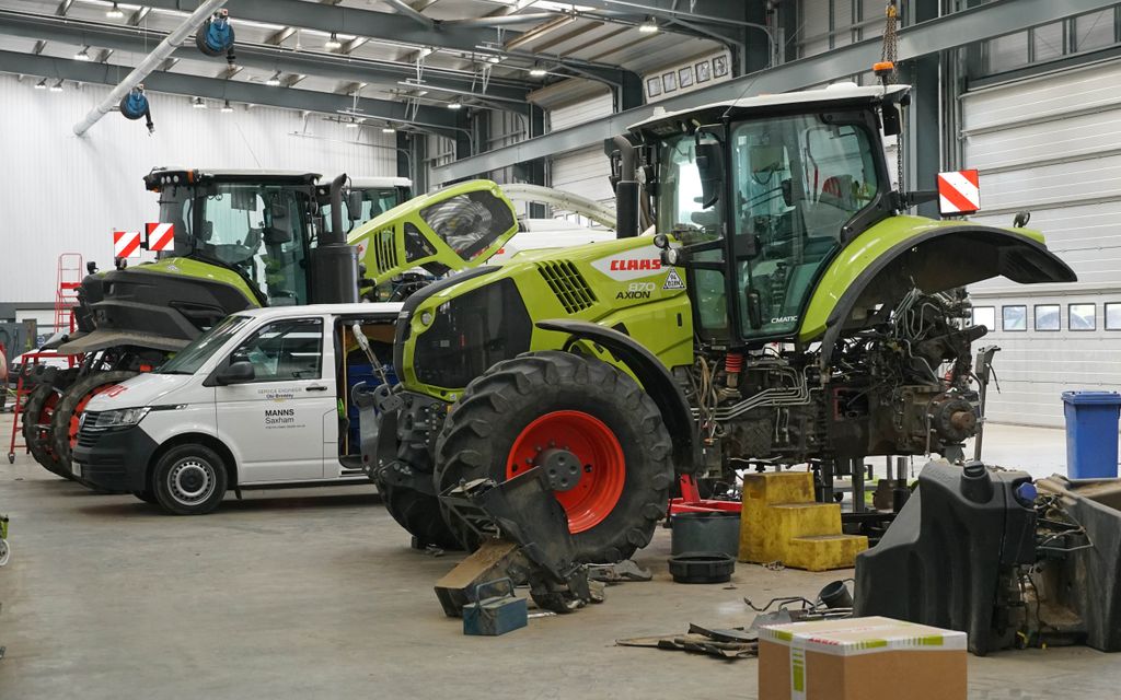 Claas workshop technicians can be given a full view of a machine's history with the latest software