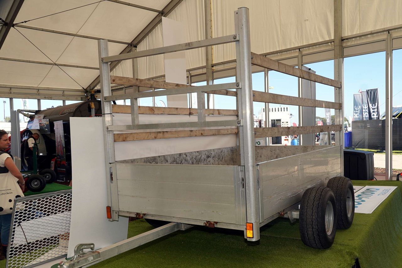 Fuel savings and longevity from aluminium trailer range