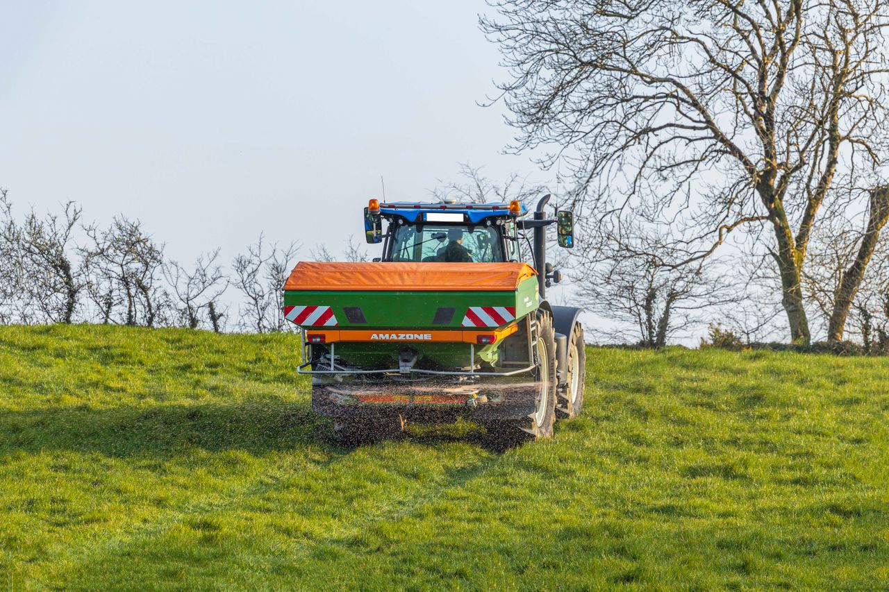 Spreading made easy with the Amazone ZA-V