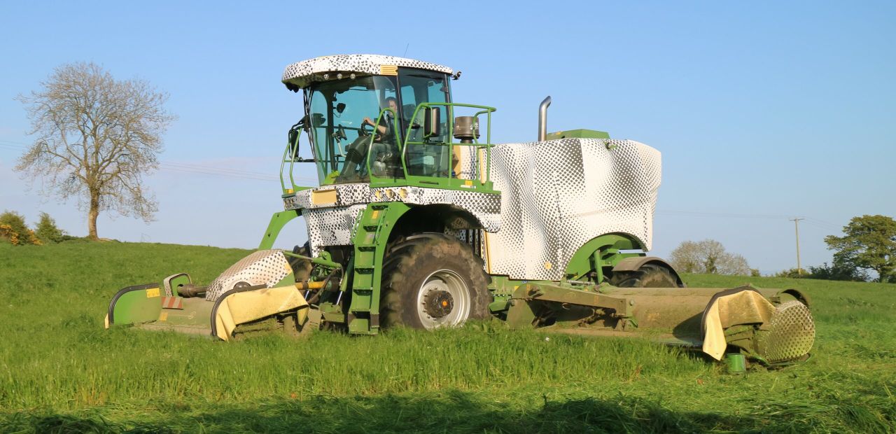 'Easily cut over 200ac a day and still get home for tea'