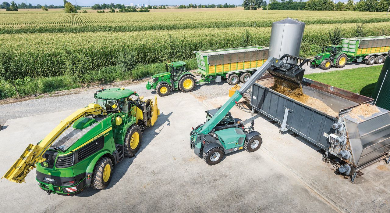 Flagship 970hp John Deere forager on the cusp of its public debut