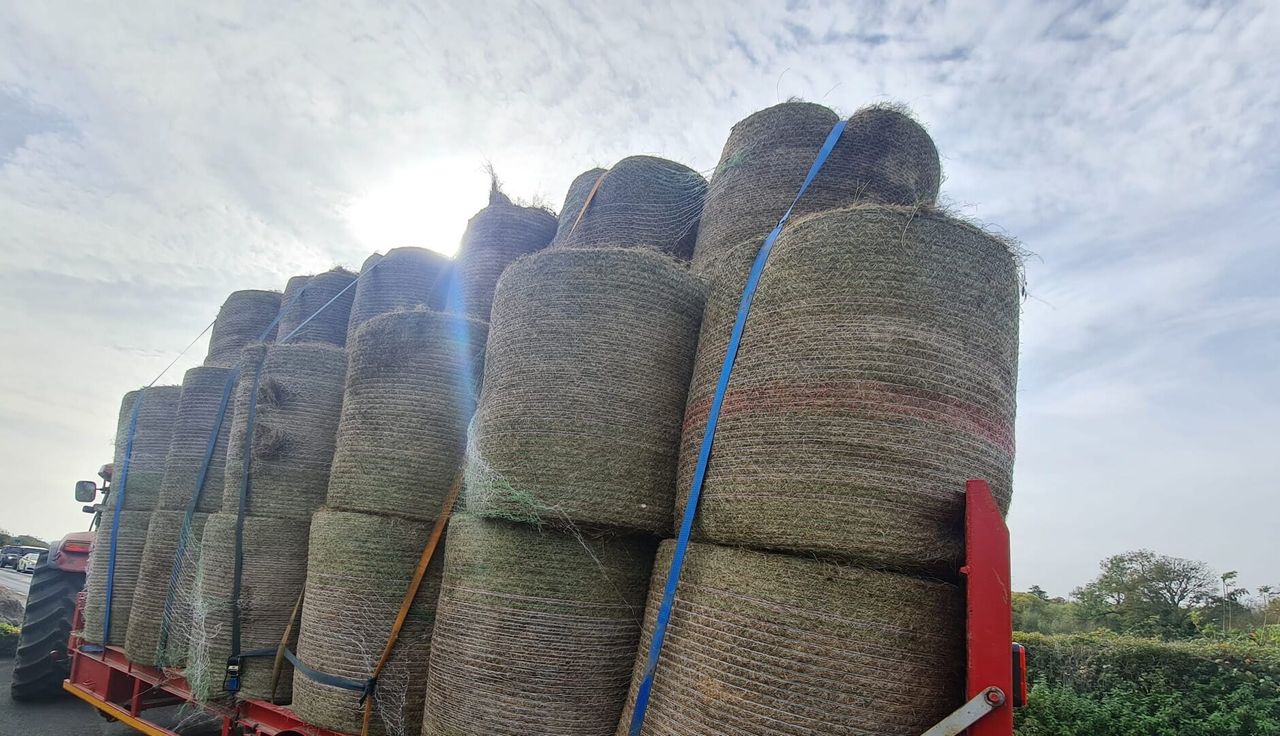 Gardaí stop tractor and trailer heavily loaded with hay bales