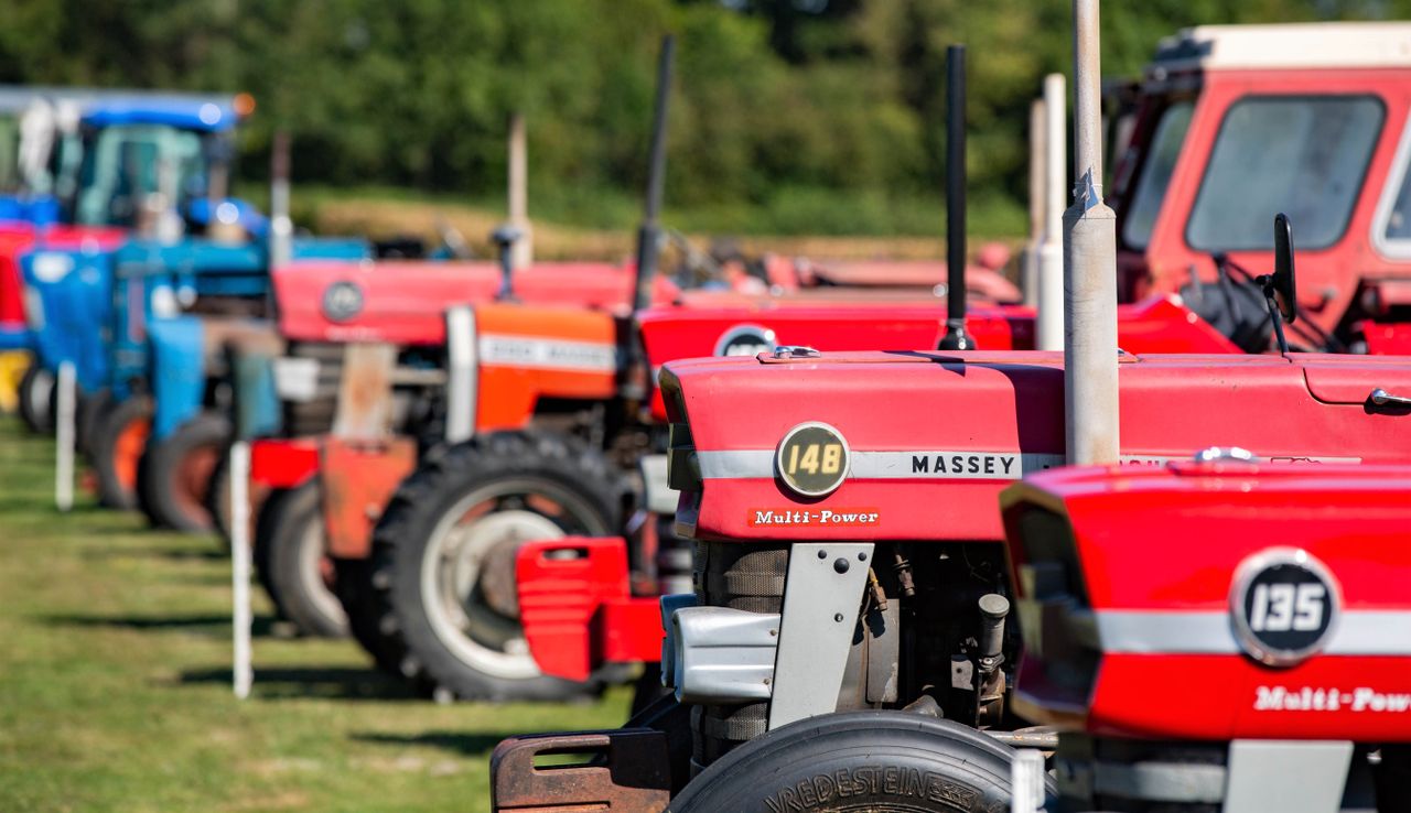 Auction report: Coveted tractor collection goes 'under the hammer'