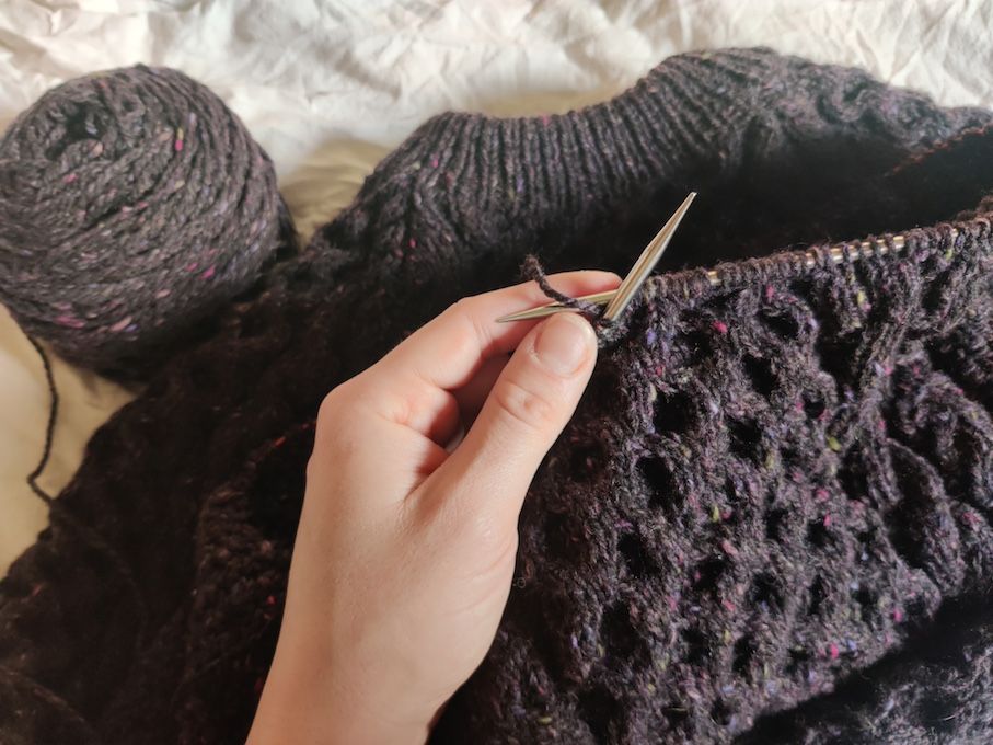 Knitting tutor warns that Irish wool 'is at a crossroads'