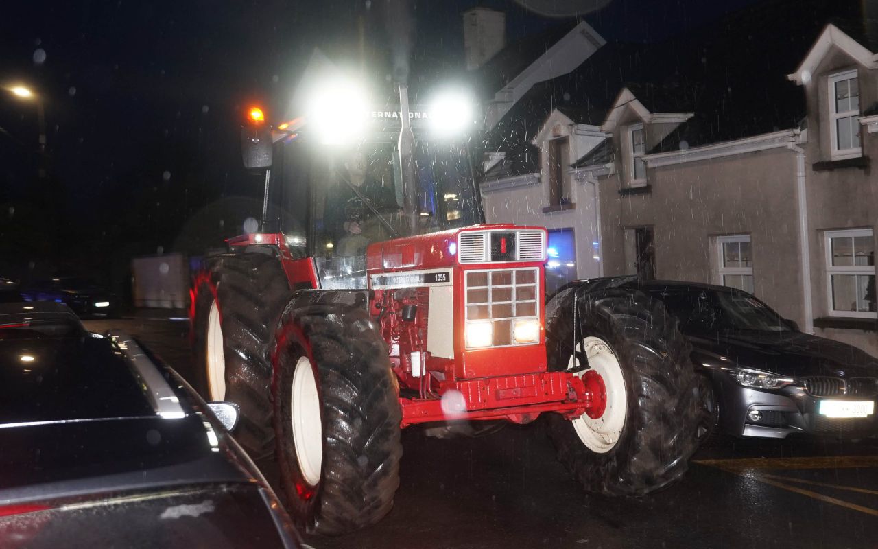 Ballyragget hosts 'Light Up the Night' tractor run