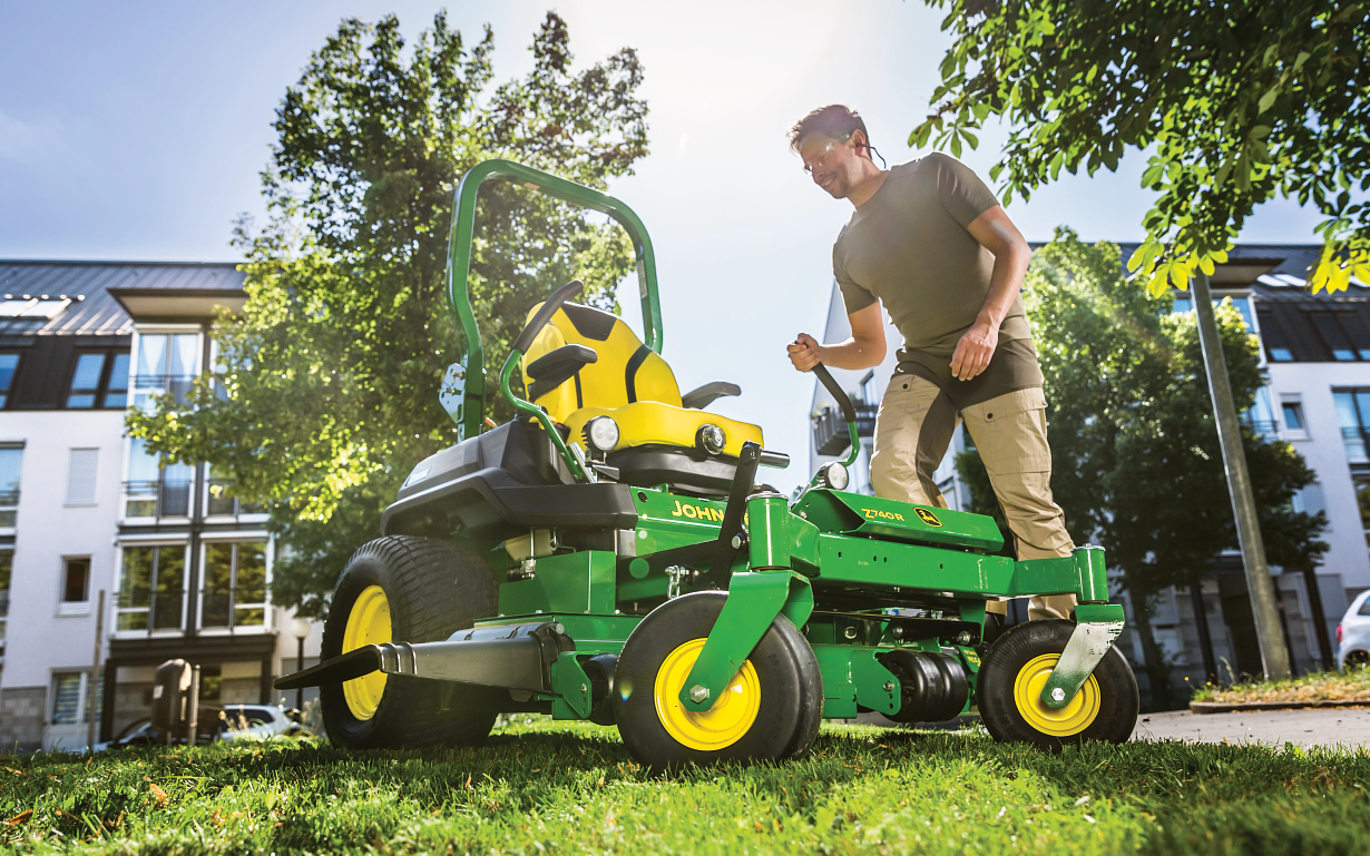 John Deere issues immediate recall on zero-turn mowers