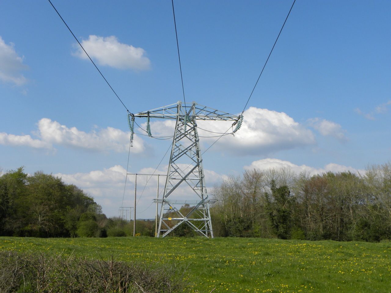 Landowners impacted by North-South Interconnector offered around €40m