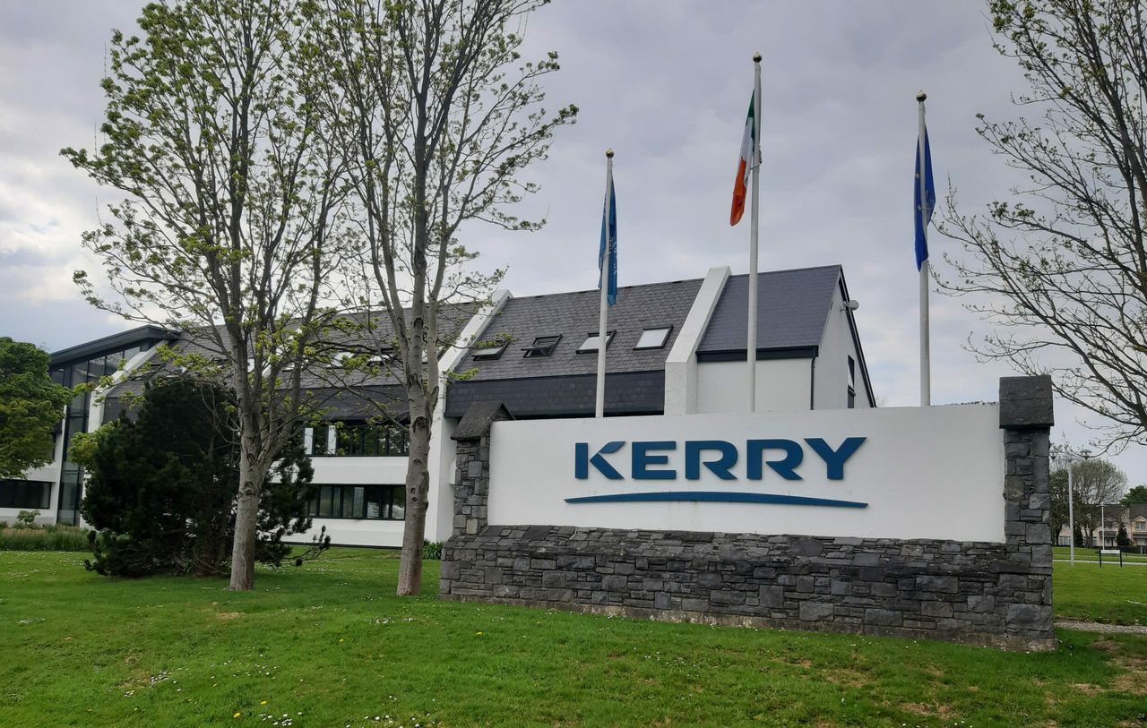 Kerry Group shareholders vote to sell dairy division to Kerry Co-op
