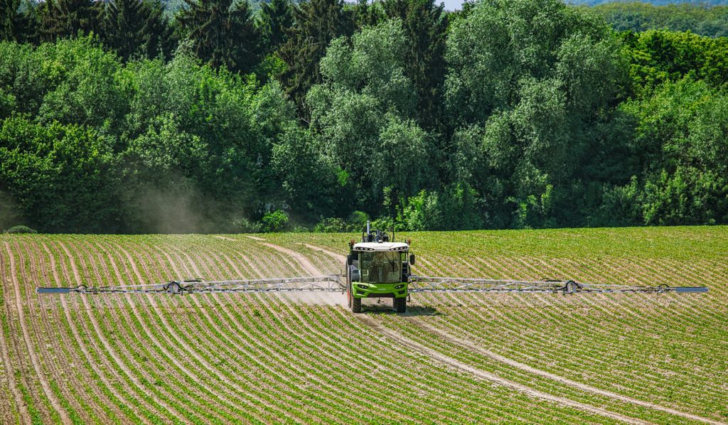 Targeted application of herbicides is the aim of cooperating with Bosch, BASF and Raven