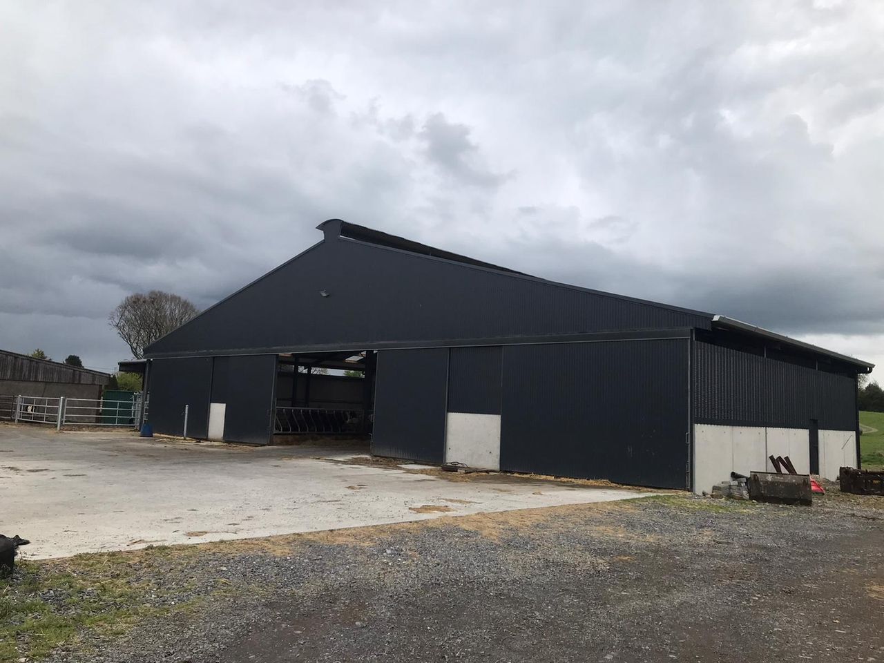 Buildings Focus: A new 3-bay, double-sided unit and handling facility in Co. Westmeath