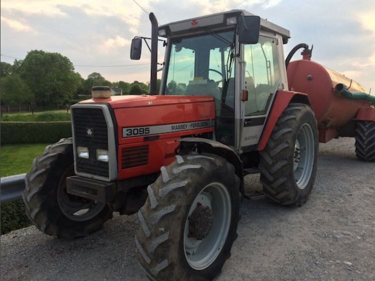 Looking to buy a second-hand tractor? Here's what you can get for under €15,000