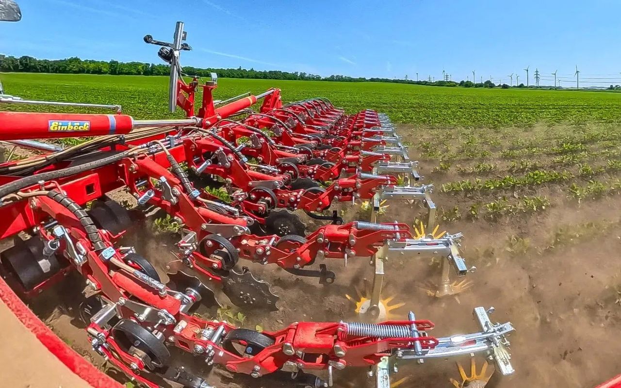 12m folding hoe and Fusion Farming from Einboeck tackle weed control