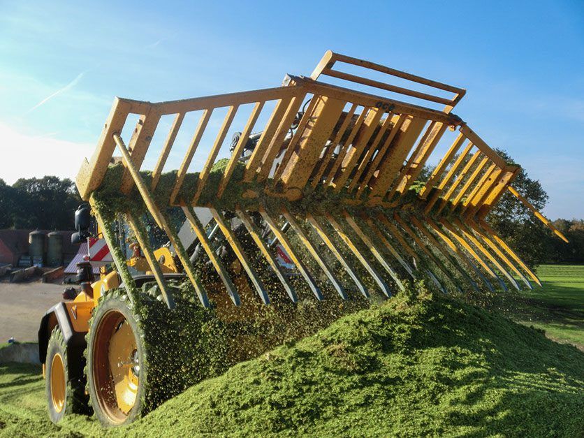 Monster 18ft silage fork offered by Irish company